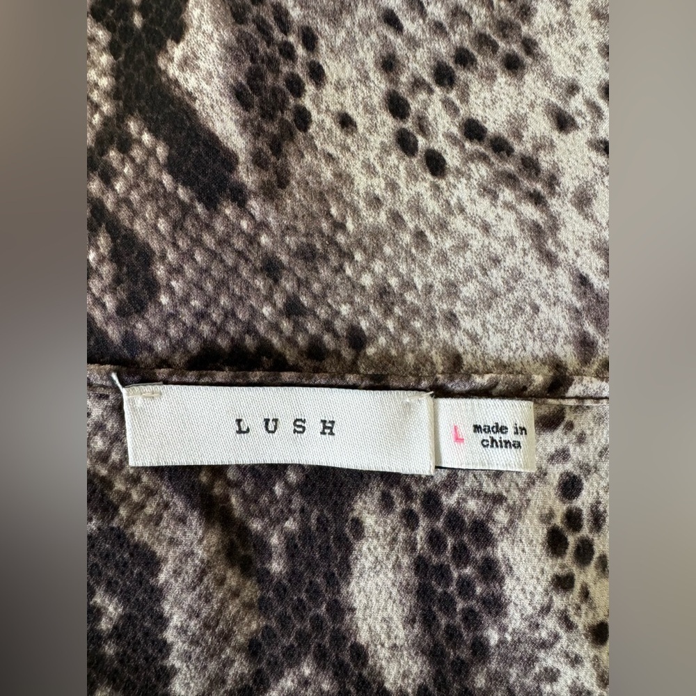 Snake Print Lace Cami Top NWOT - Picture 8 of 8